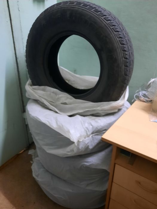 Автошины всесезонные 4шт