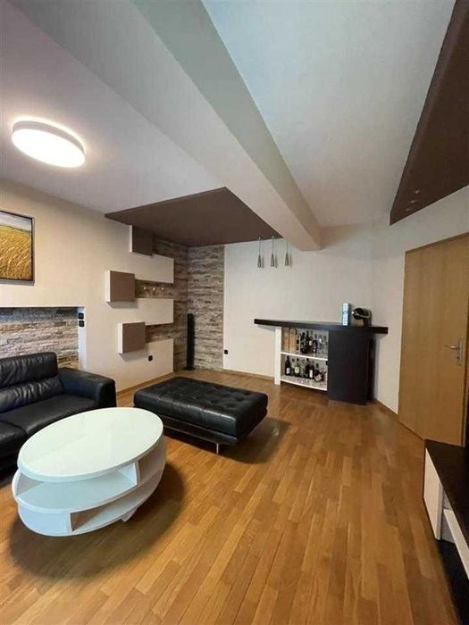 Дава се под наем Двустаен апартамент в Бургас, Възраждане - 62 кв.м за 280.5 € - Снимка #1