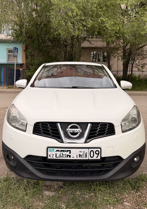 Продается машина / легковой автомобиль