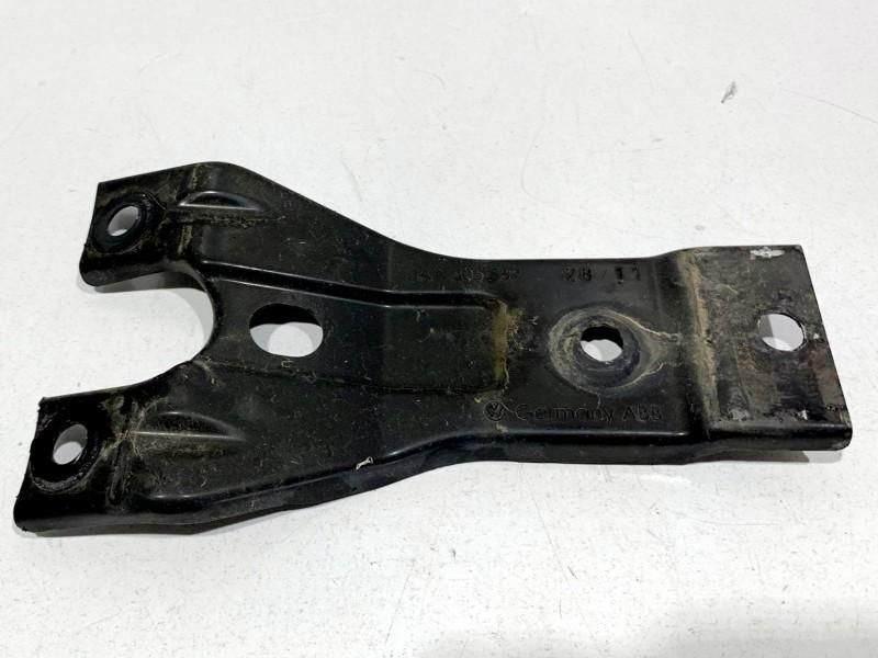Suport incuietoare / broasca capota fata Volkswagen Passat B7 3AA80556