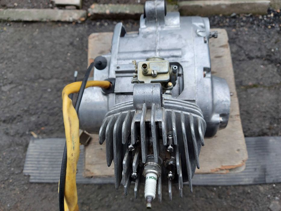 Двигатель мопеда СССР В-50М