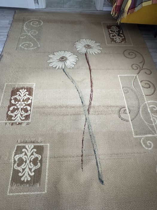 Палас 2*3метра в хорошем состоянии