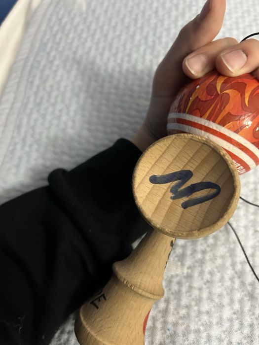 Kendama europe wildfire semnata de miguel,davide,yasu,adrian vilau,