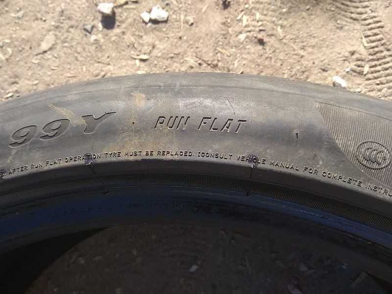 Шины 245/40 R20 - "Pirelli PZero RunFlat" (Румыния), летние.