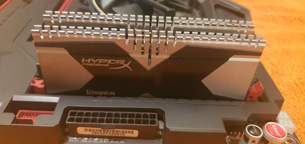 Kitt i7 4790k + Asus Maximus VII formula +24gb ram 2133 Nativ
