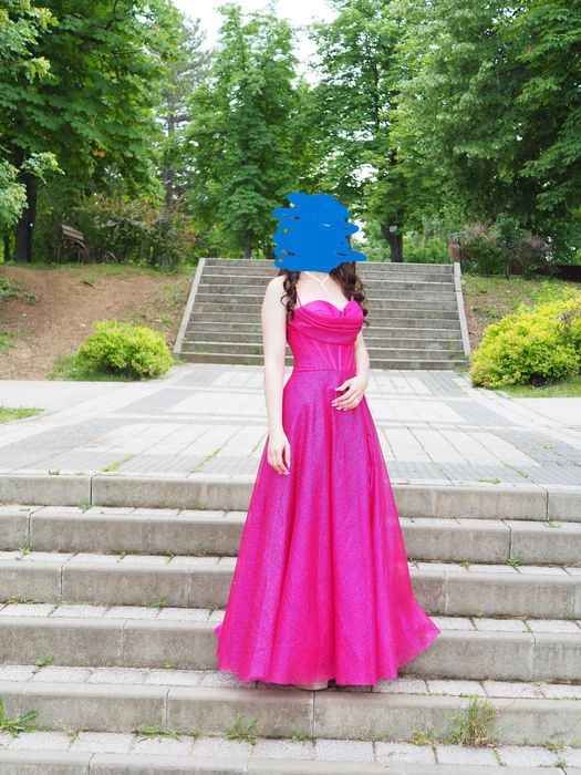 Продавам бална рокля XS-S-M размер 480лв