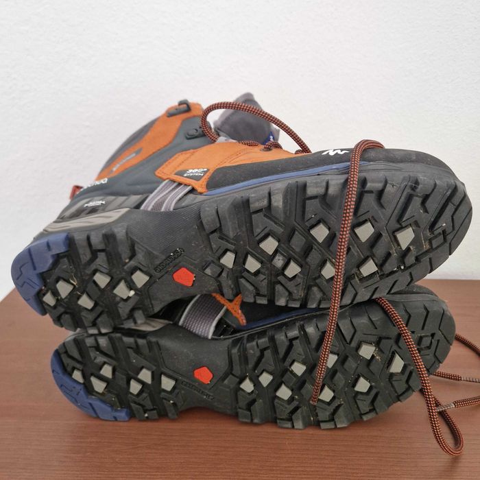Bocanci drumetie Quechua Forclaz 700, marimea 42