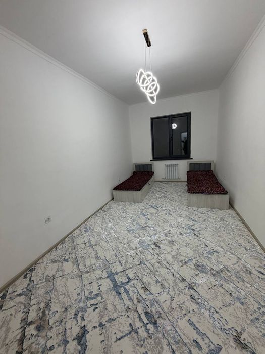 Урикзор Резиденс. Бозор ёнида