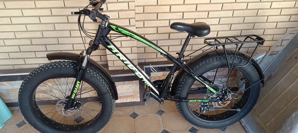 ARIVO 700 velo sotiladi