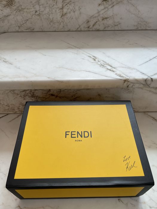 Невероятни маратонки Fendi номер 37 промо цена