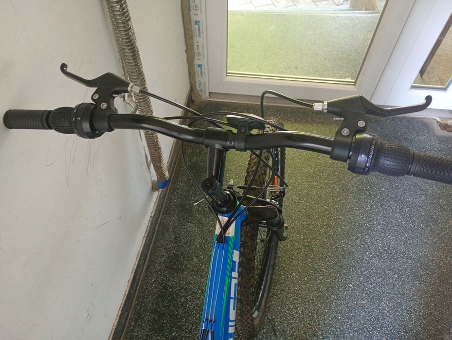 Bicicleta MTB full suspension