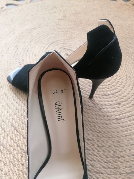 Елегантни обувки GiАnni