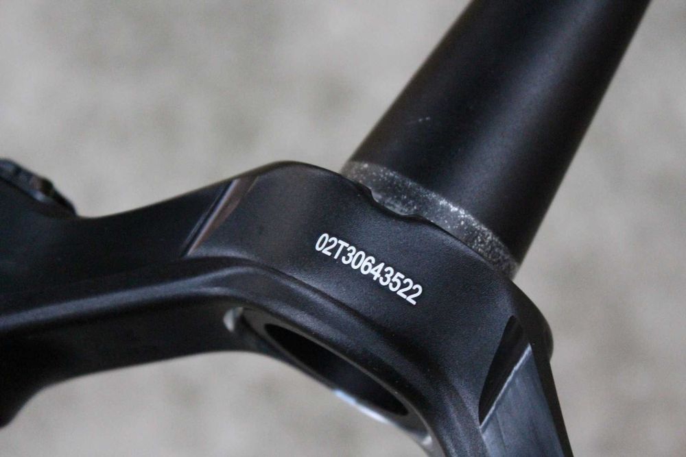 RockShox ZEB Ultimate Charger 3 RC2 29" DebonAir+ 190mm Tapered Boost