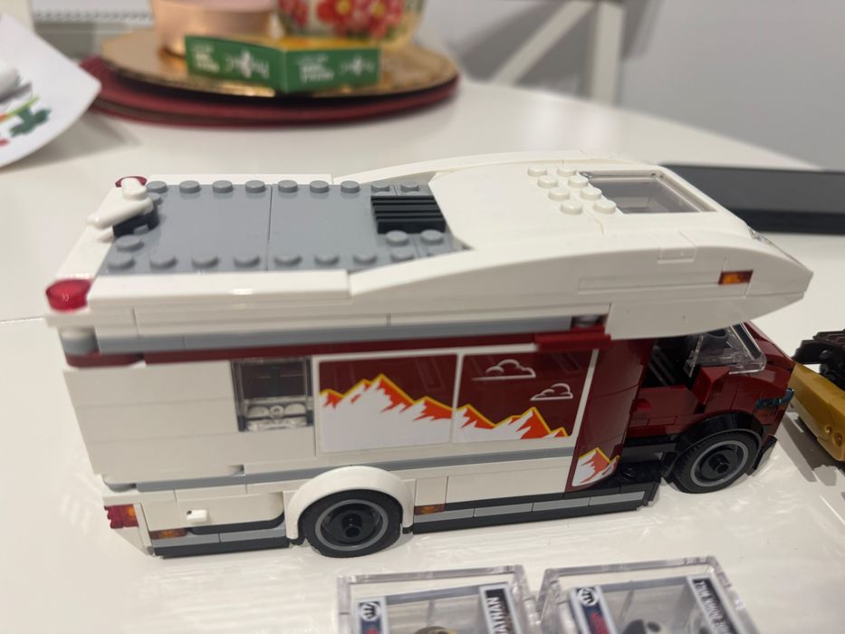LEGO NINJAGO + City 60454 + Funko Stranger Things – Pachet
