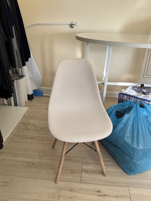 Оборудование для магазина одежды