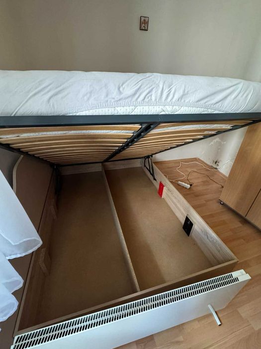 Топ! Спалня  Топ !