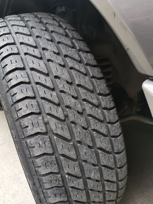 Гуми Pirelli произведени в Германия за Мерцедес 124