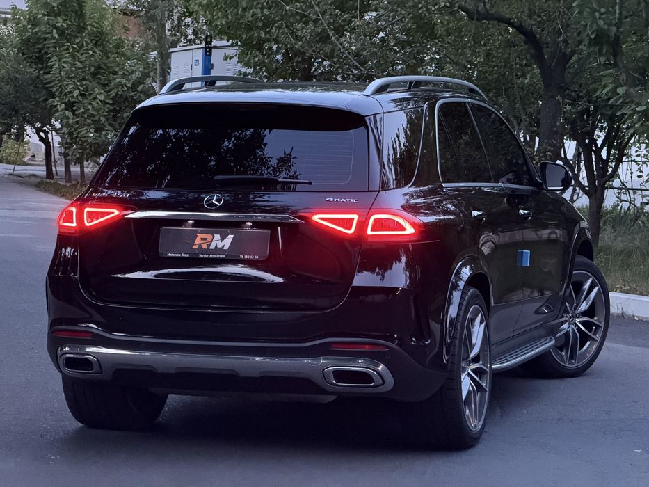Mercedes Benz GLE450 4 matic full options