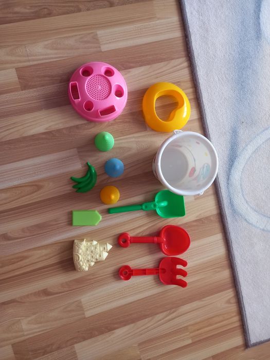 Детски играчки за пясъчник или море