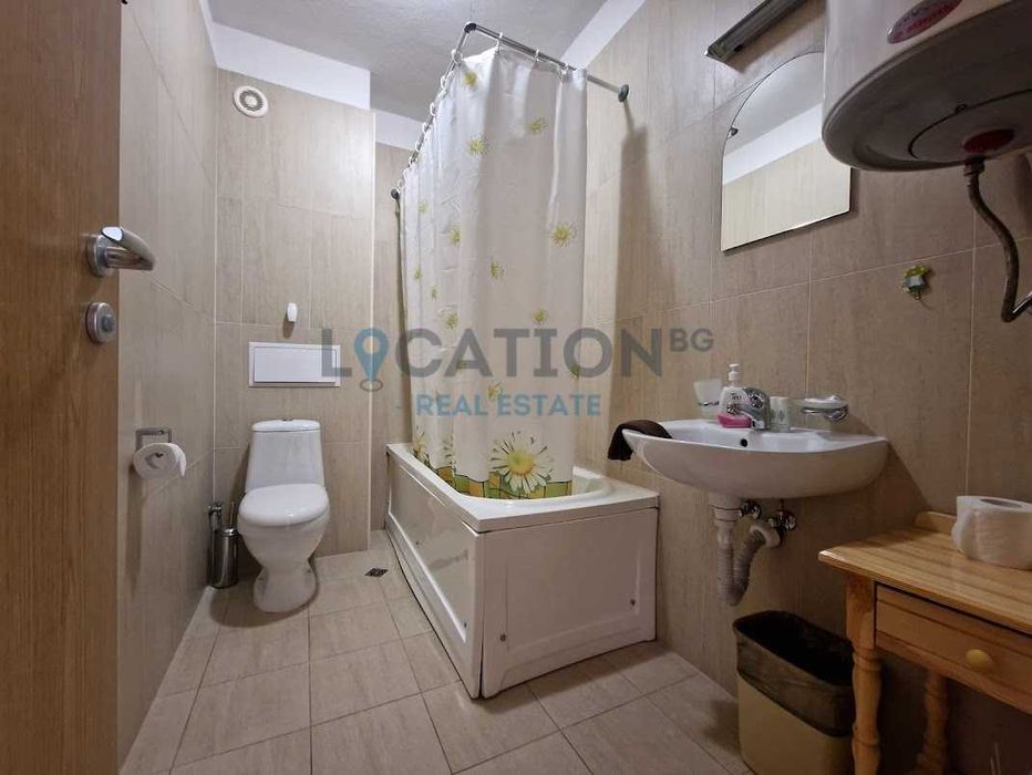 Продава се Тристаен апартамент в Варна, Център - 140 кв.м за 636 €/кв.м - Снимка #8