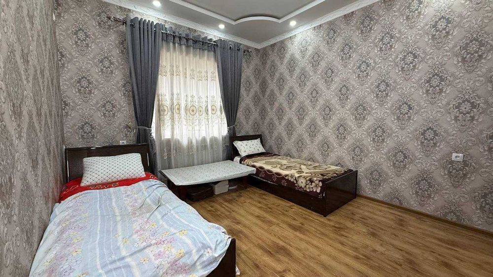 Фрунзиский Часпикмаркети 1қаватда 3+1 хонали квартира сотилади.ID:1582