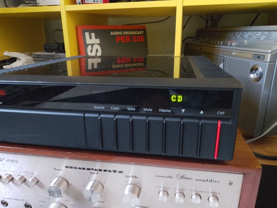 Amplificator Meridian 551