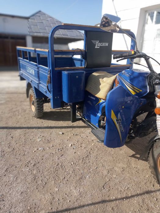 Лочин мотоцикл (муровей) сотилади. Холати идеал