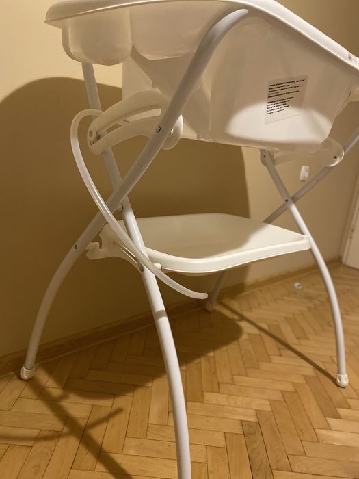 Анатомично бебешка вана CAM