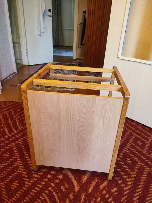 Продам детский стол и стул