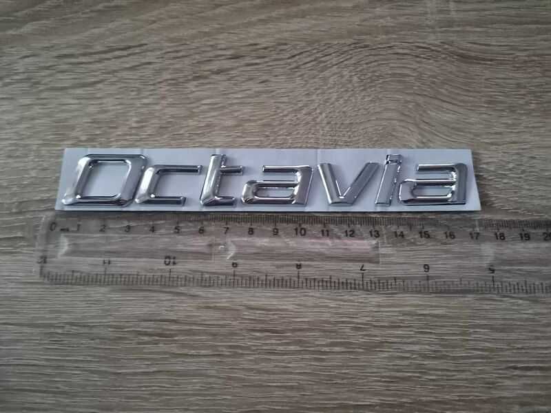 Skoda Octavia сребрист надпис емблема стар стил