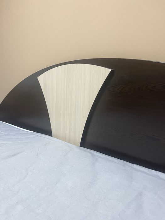 Спалня 160х200 с нощни шкафчета и матрак