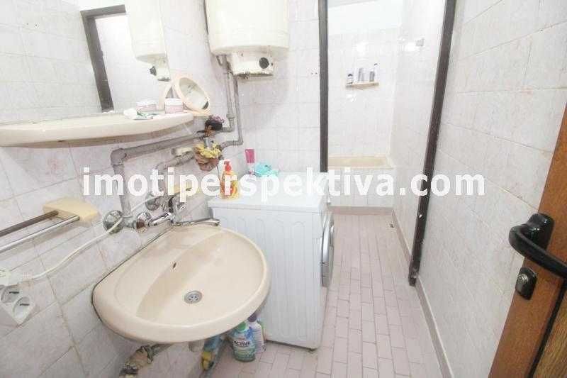 Продава се Тристаен апартамент в Пловдив, Тракия - 80 кв.м за 1688 €/кв.м - Снимка #15