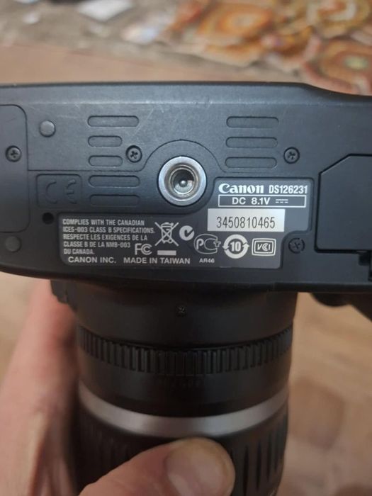 Фотоапарат Canon