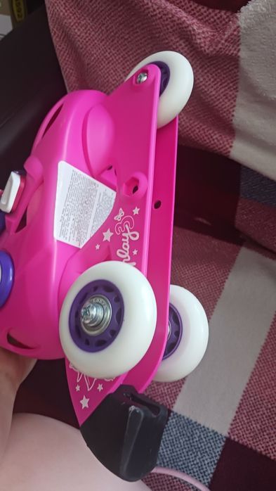 De vanzare role.casca si setul de protectie!