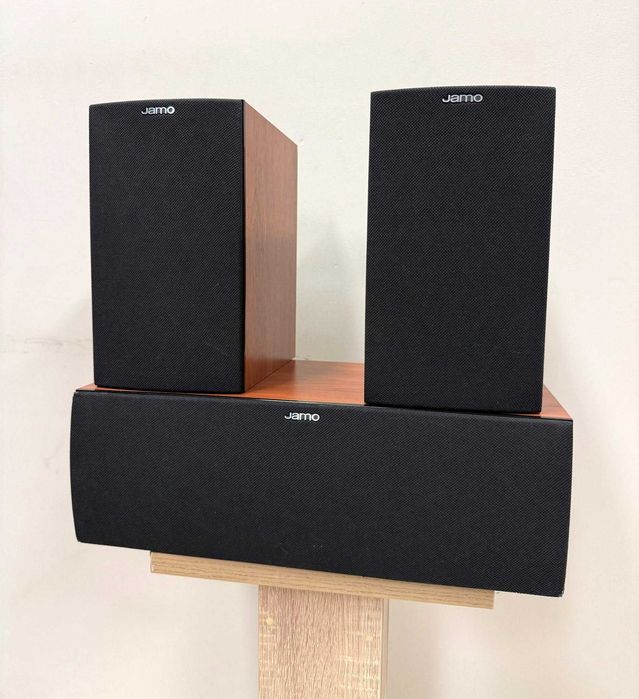 Комплект колони за домашно кино JAMO съраунд S 60 SUR и център S 60