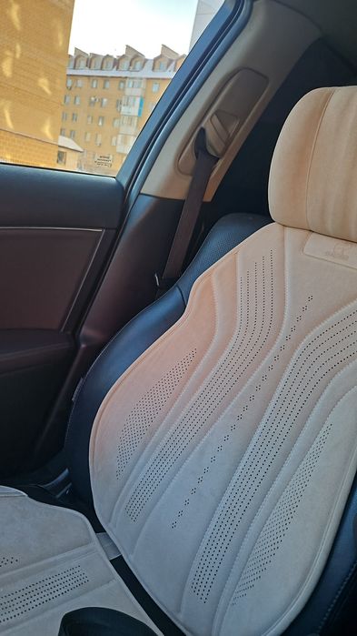 Продам чехлы на авто