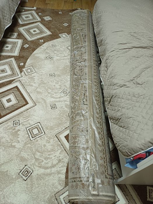 Продам ковёр 2.5 на 5