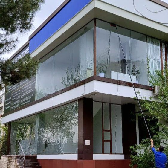 Oyna yuvish fasad moyka