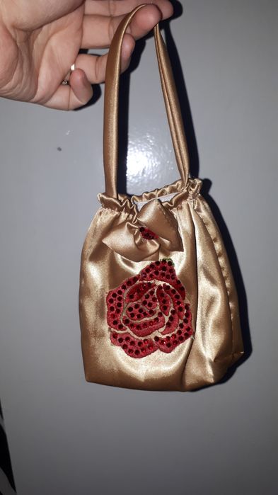 Нарядное платье на 2 3 годика