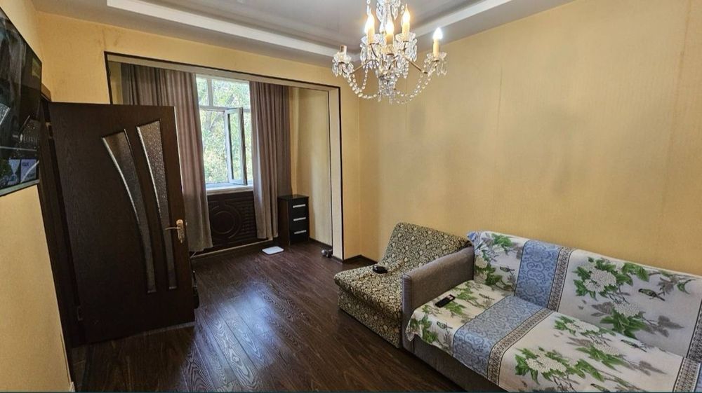 Чиланзар 3.  2комнатная ремонт хороший.