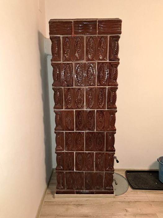 Vând soba de teracota utilizata