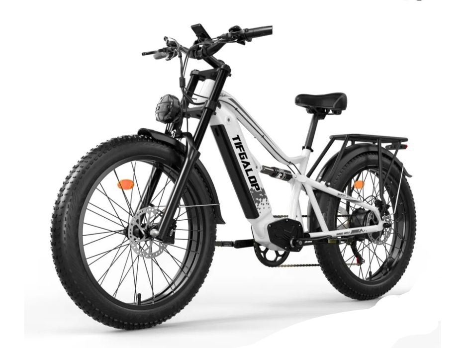 Scuter electric cu pilot automat