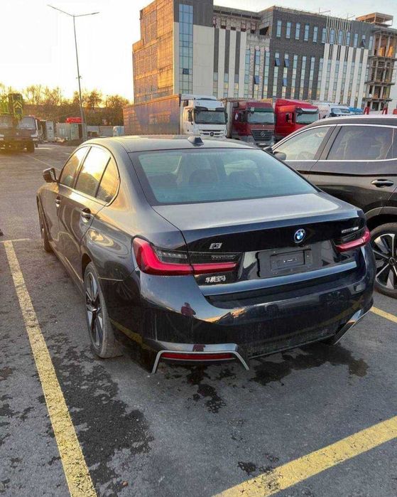 BMW i3 pachka muddatli tolovga