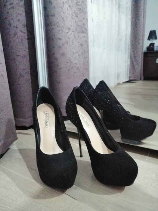 Туфли от Sasha Fabiani