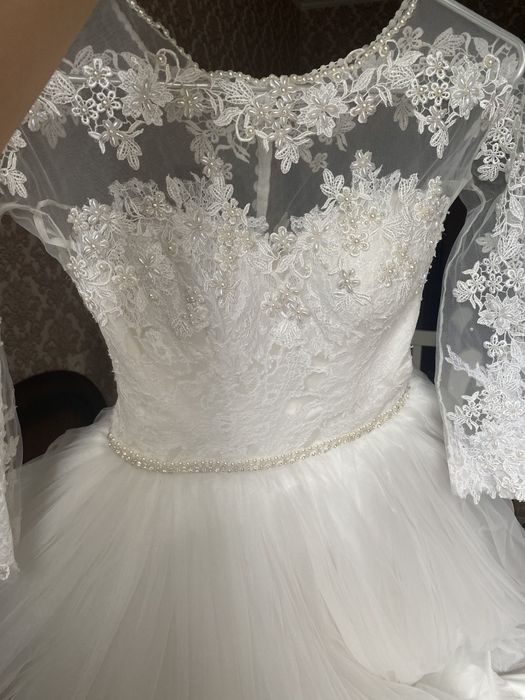 Продам свадебное платье