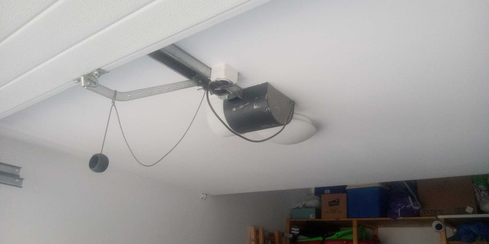 Reparatii usi de garaj