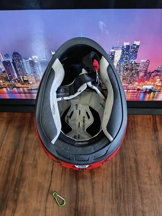 Мото шлем от бренда ICON original