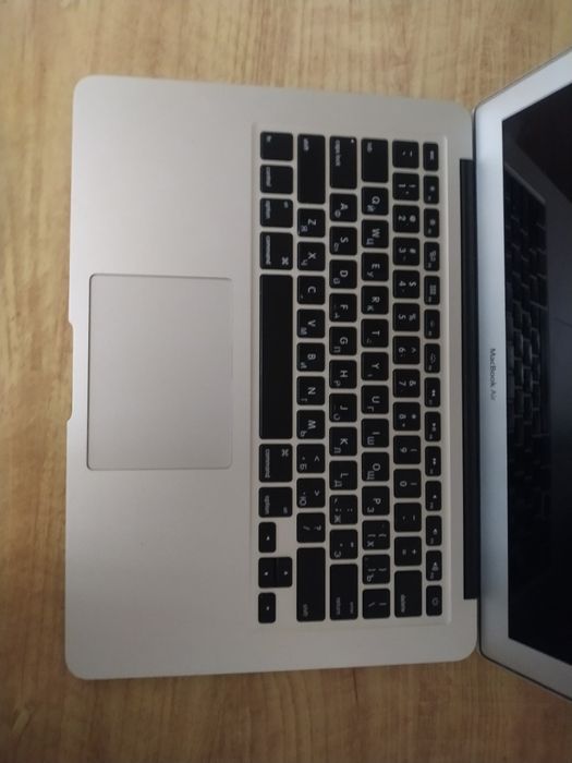 Ноутбук Macbook air a1466