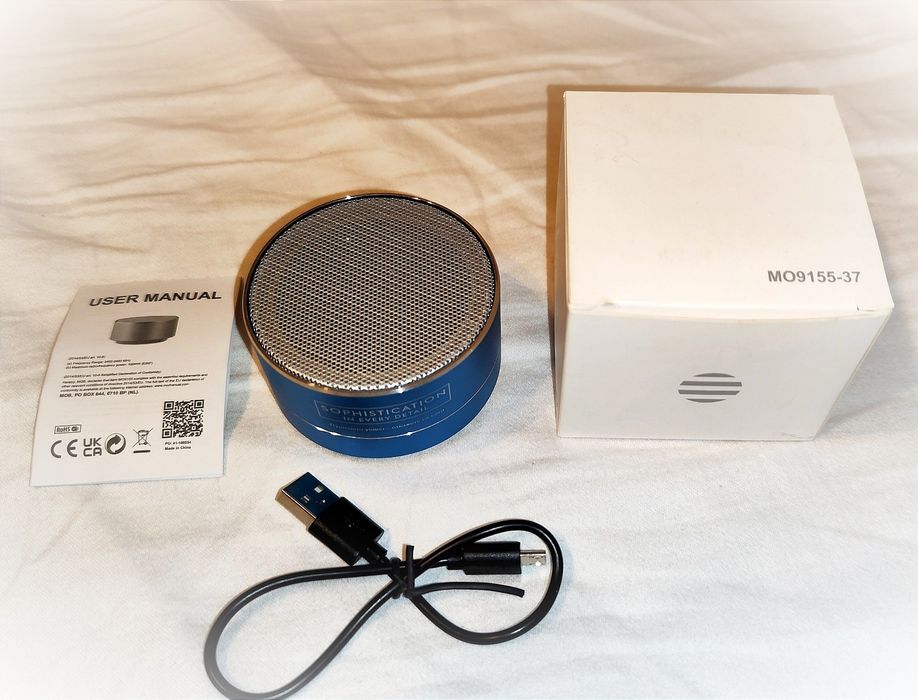 Аудио приказки на всички времена списание 1 и bluetooth колонка