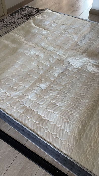 Продам кровать+ матрас(ортопедический)